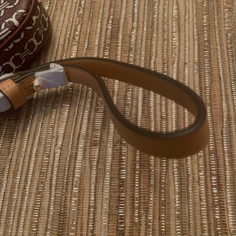 NWOT Tory Burch burgandy Gemini wristley - Picture 6 of 8